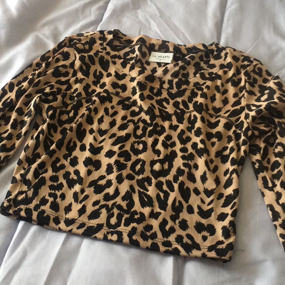 long sleeve crop top